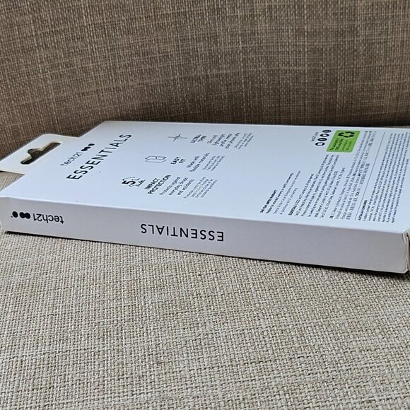 Tech21 Phone Case i Phone 12 Mini Black Back Fitted Case New in box - Picture 3 of 10